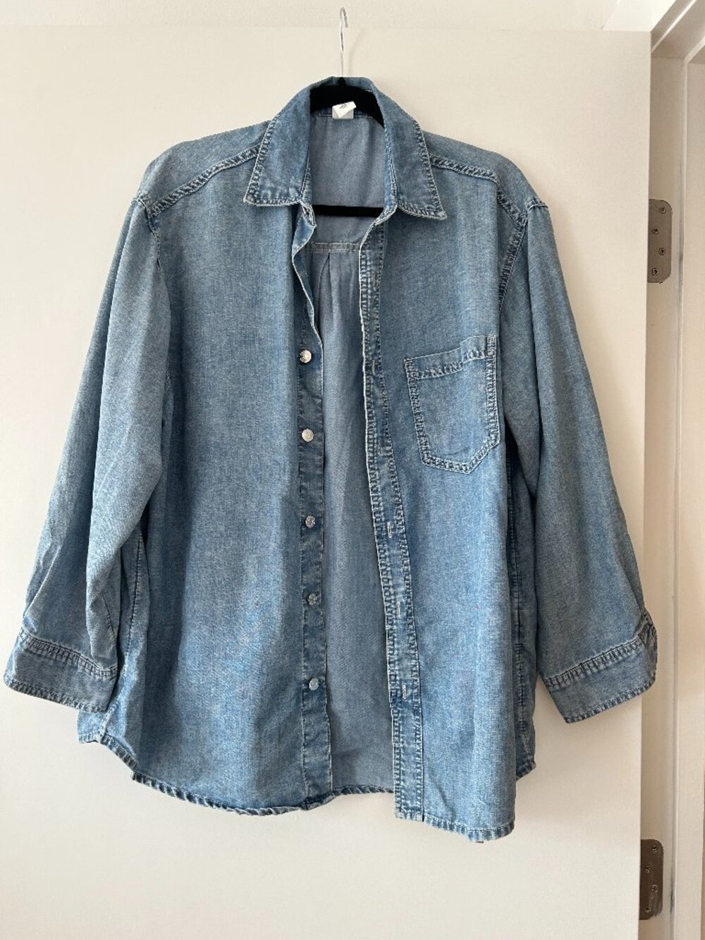 H&M Oversized Chambray Denim Shirt Light Wash Size Small